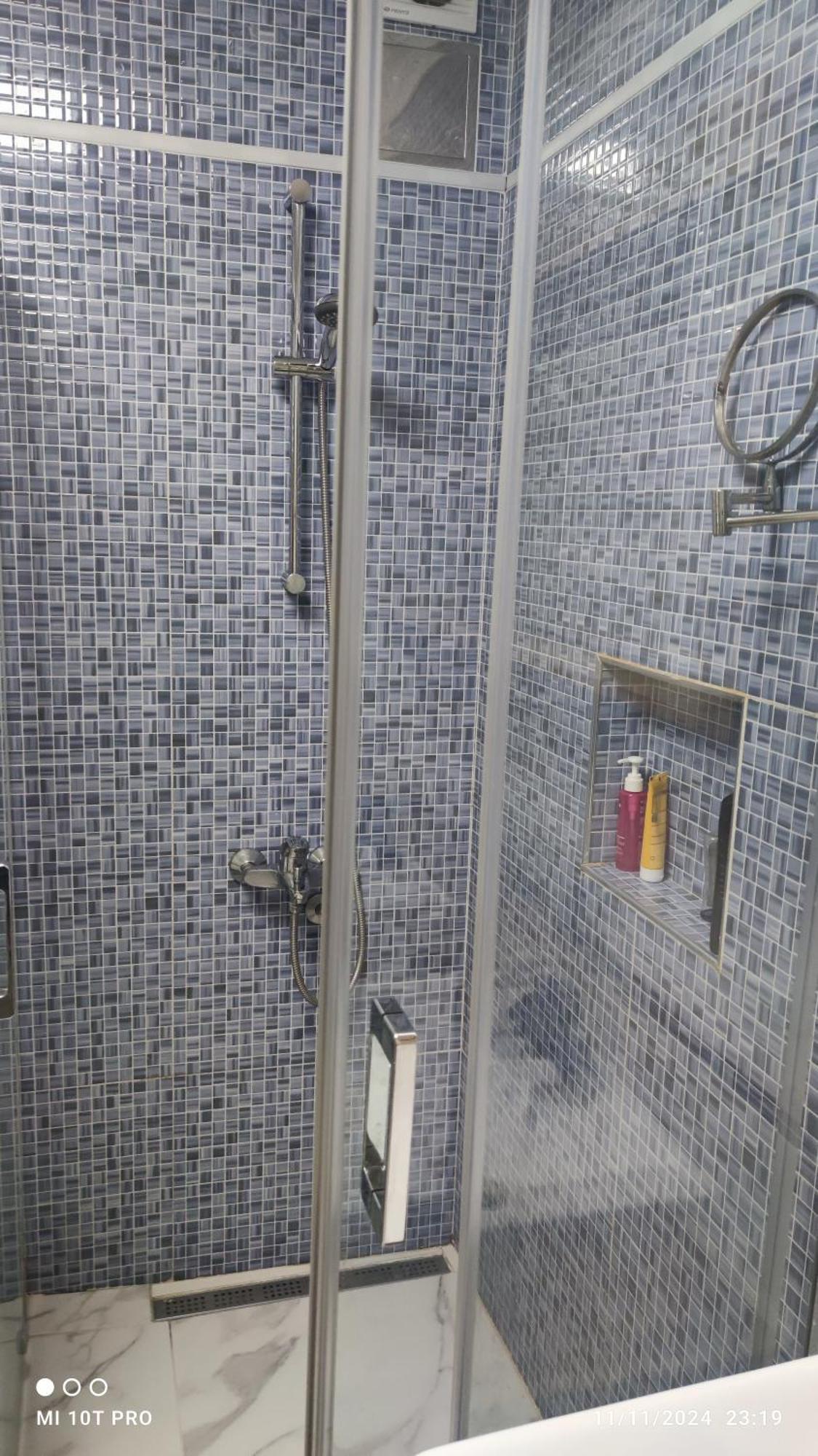 Shopping,airport,parking,ring Road 100sqm Comfort Apartment *