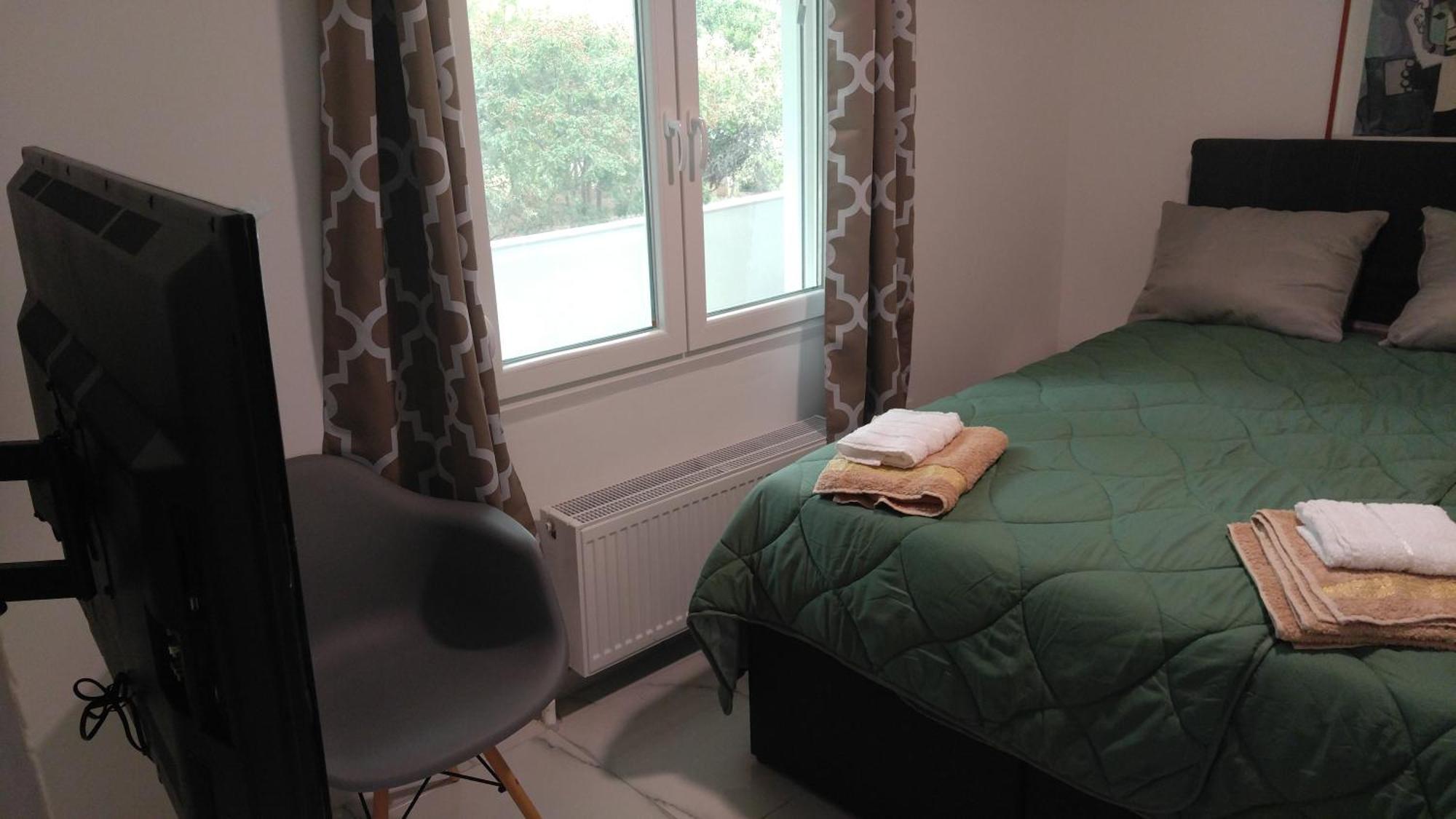 Shopping,airport,parking,ring Road 100sqm Comfort * Thessaloniki